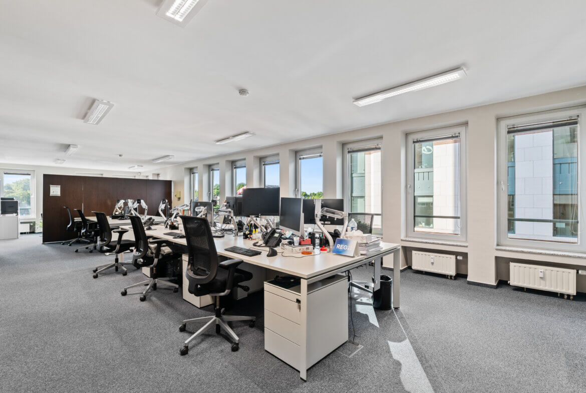 Bureau Glacis-7