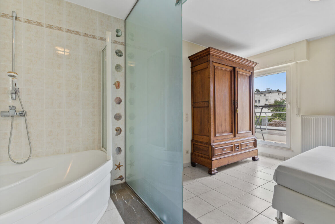 Cessange-6